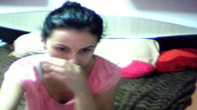 AyydaLoren webcam [2015/06/16 20:00:59]