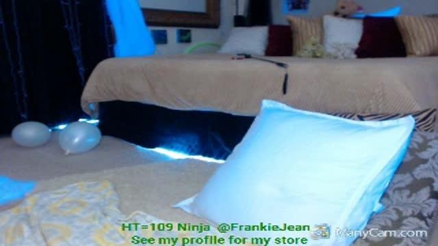 FrankieJean webcam [2016/01/05 10:15:27]