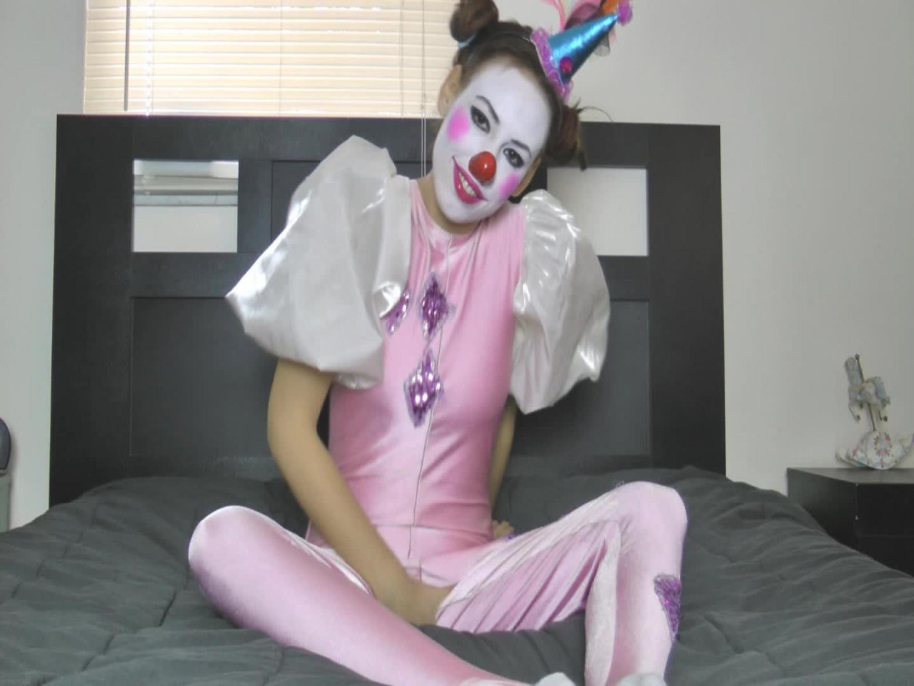 kitzi_klown show porno release [2021/12/18]