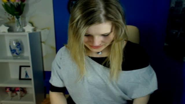 carolynyours show [2017/01/29 00:32:58]