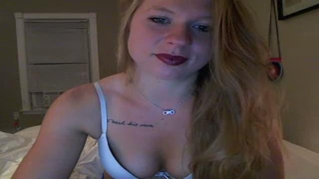 LaylaMarie3 recorded [2015/08/06 02:30:53]