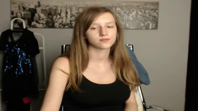 Lauraa18 porno [2015/06/12 09:00:43]