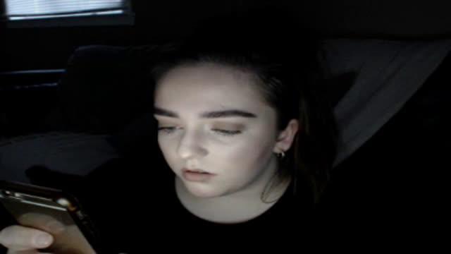 h0neybunnyx recorded [2017/01/13 16:04:01]