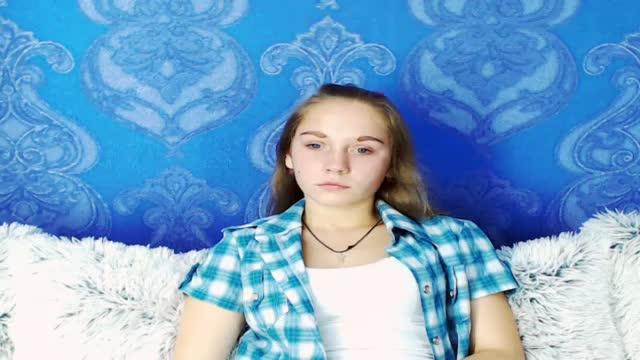 ChameliG naked [2015/09/23 13:00:42]