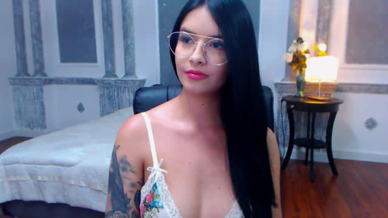 Annie Butterfly [2018-07-16 07:06:21]