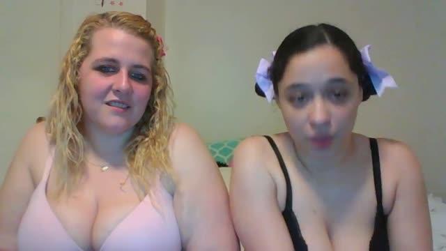 sadiesayah webcam [2016/05/21 04:49:16]
