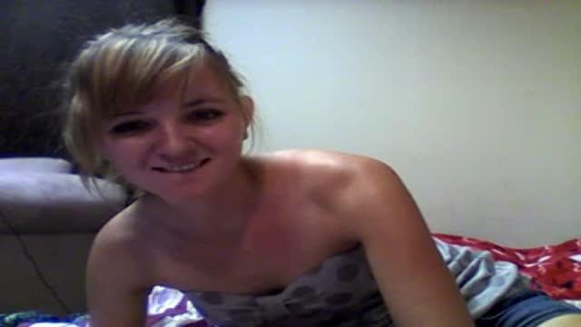 KaylaRoxx show [2015/07/22 06:31:09]