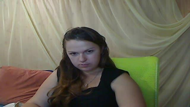 Emma222 webcam [2015/08/13 23:30:27]