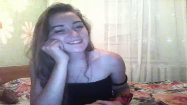Elena9999 webcam [2015/07/12 00:01:06]