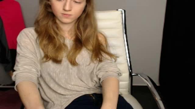Lauraa18 nude [2015/11/07 14:15:28]