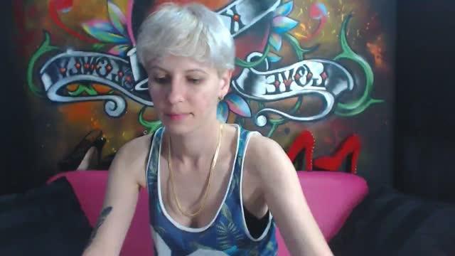 FitnessLady cam [2016/07/29 04:15:28]