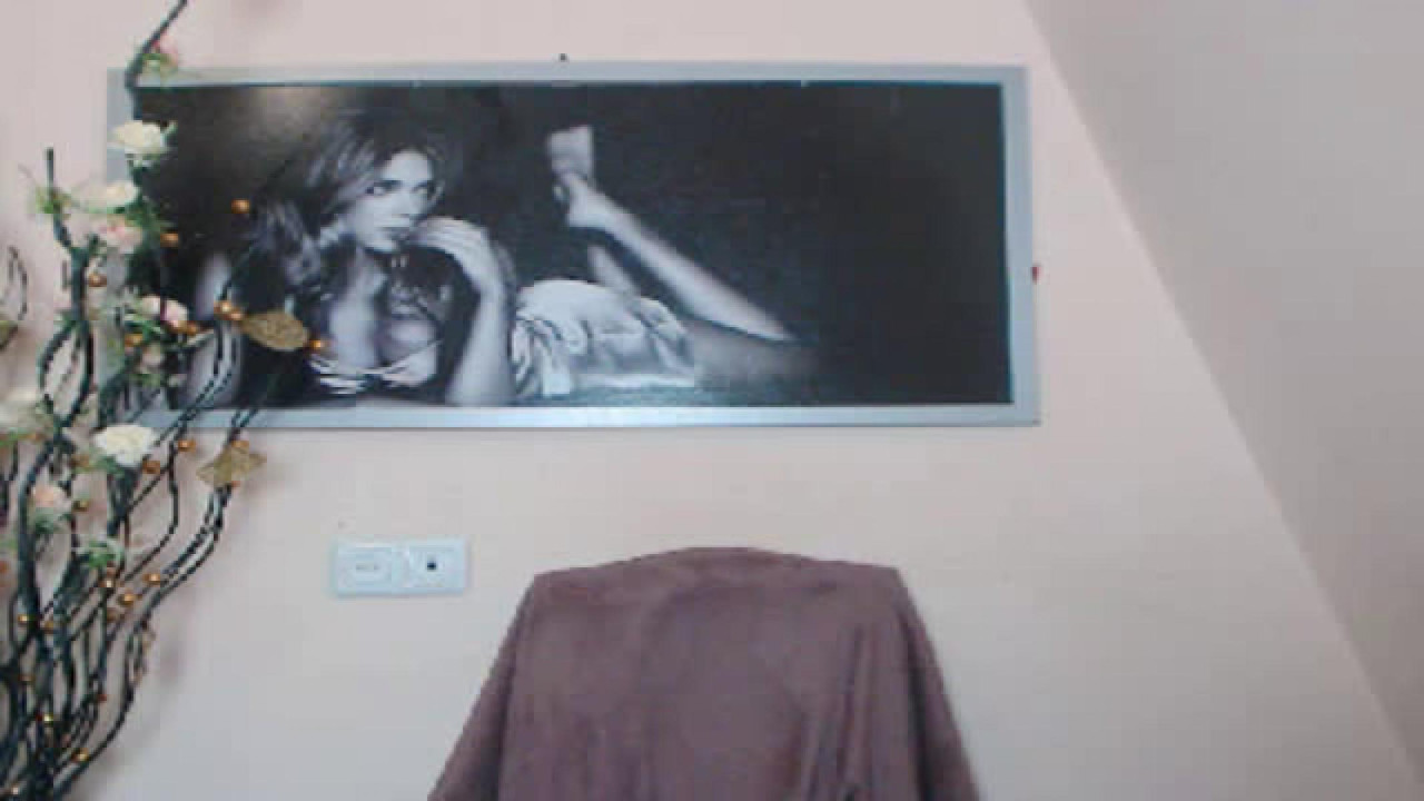 ZaraNicolsoon MyFreeCams [2018-06-01 22:21:03]