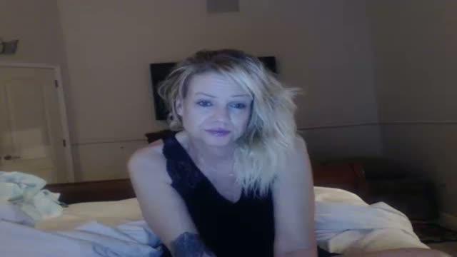 sexymomforu webcam [2015/12/23 11:20:14]