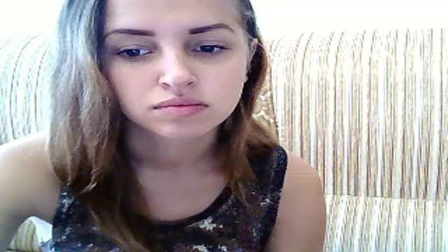 Tities4U webcam [2015/09/25 07:00:27]