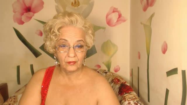 LadyPearle download [2015/09/19 23:45:54]