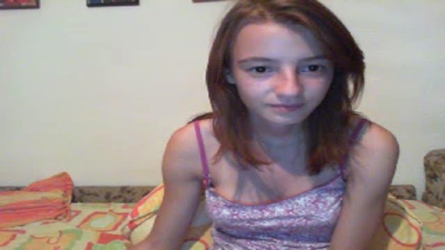Delyne21 naked [2015/08/11 23:30:53]