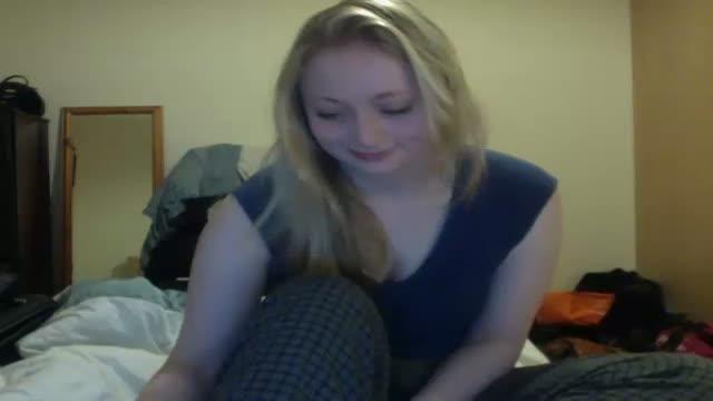 blondiebusty cam [2015/11/23 16:56:41]