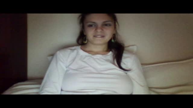erotic_carina
