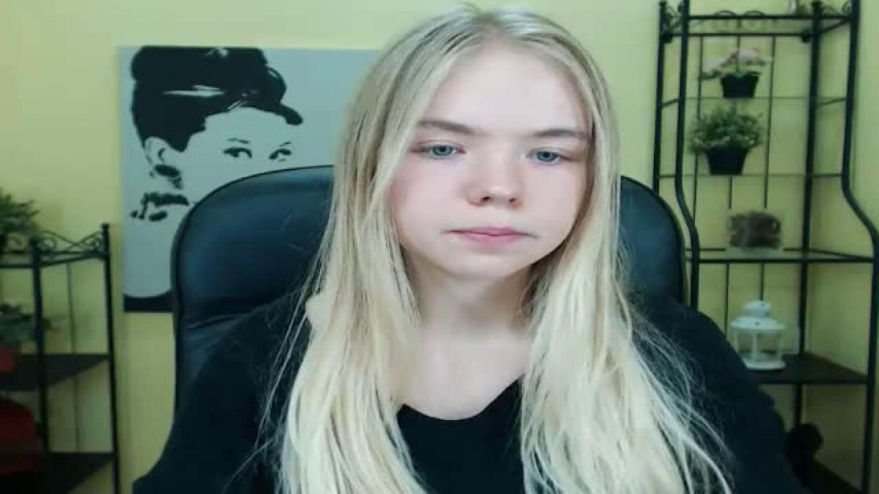 nikkishygirl [2017-07-06 15:30:45]