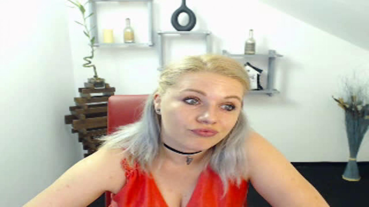 JessycaHottie MyFreeCams [2018-06-20 07:16:08]