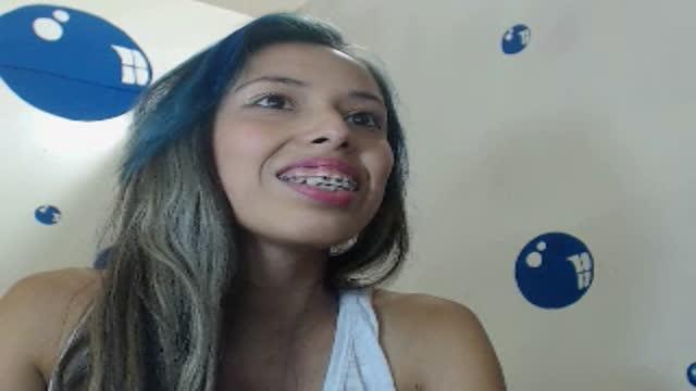YURENNA recorded [2015/08/24 05:30:27]