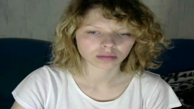 Kellysmilebab cam [2015/05/12 22:00:28]