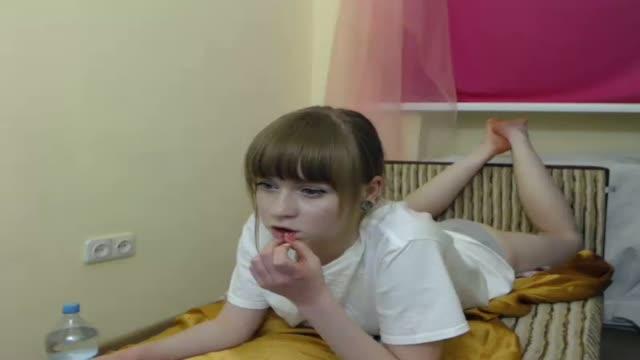 astysky nude [2016/03/18 18:03:44]