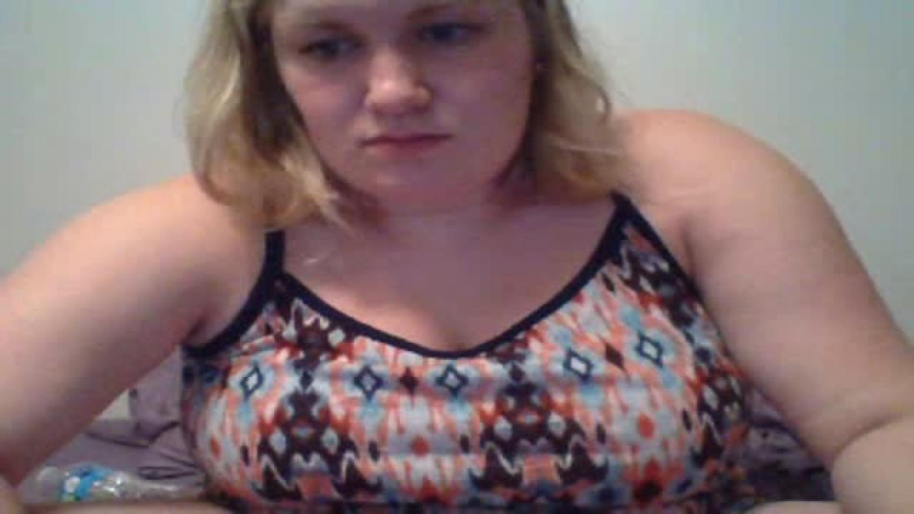 bustyblonde33