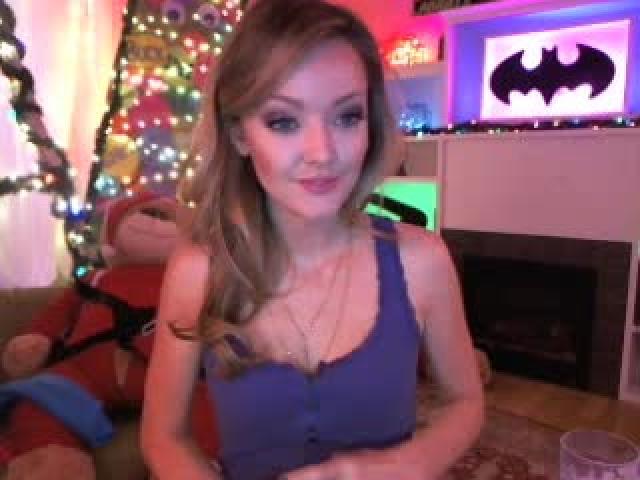 MissChristmas webcam [2015/12/28 06:21:30]