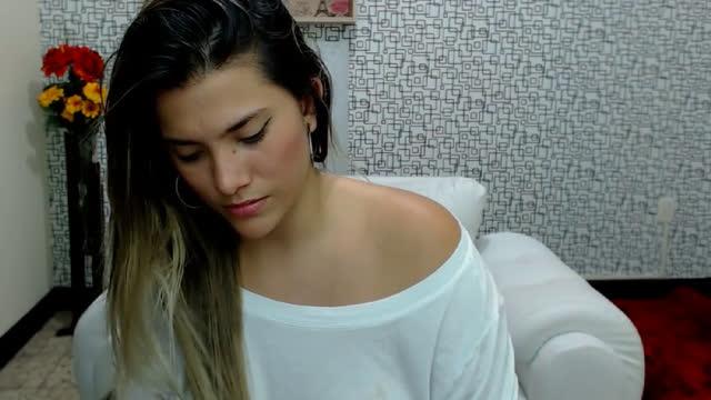 Vannesa4uX adult [2016/10/07 06:56:23]