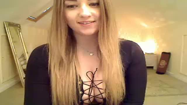 HollyWould_x recorded [2015/12/29 15:01:29]