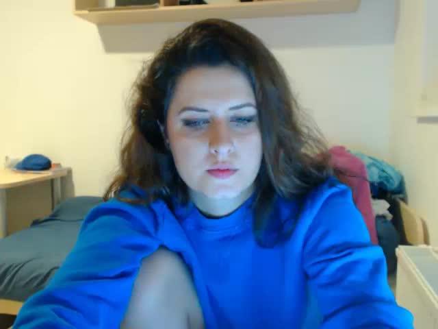 karynhotty1 webcam [2015/12/28 01:21:20]