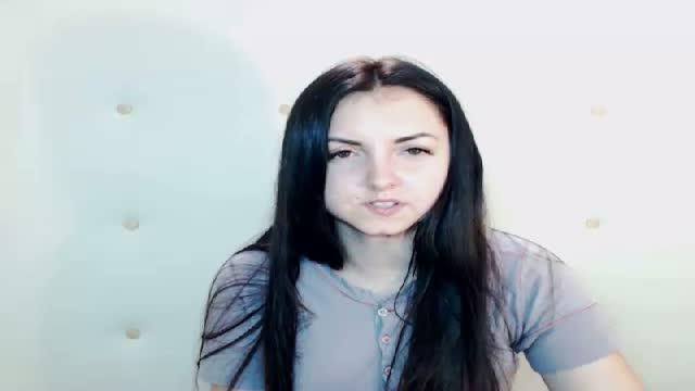 perfectKally webcam [2015/06/28 03:00:53]