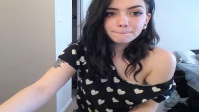 heyitskat recorded [2017/02/22 17:39:41]