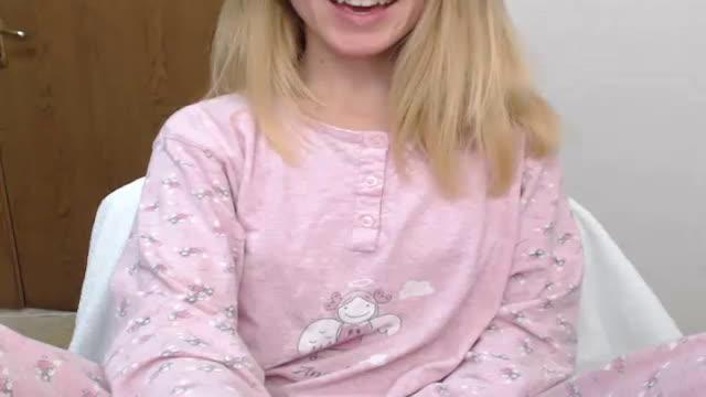 layza1 recorded [2016/10/20 17:41:22]