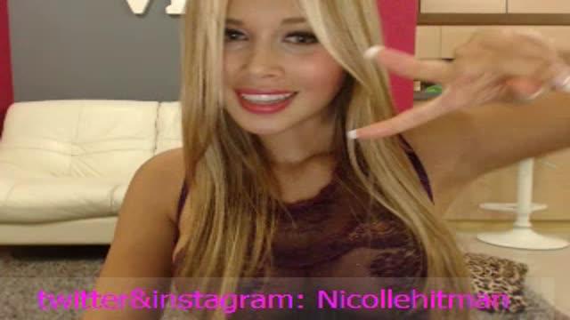 NicoleHitman cam [2015/05/09 02:30:59]