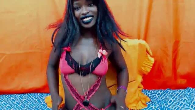 DARKANDLOVELY21 webcam [2016/05/18 11:49:45]