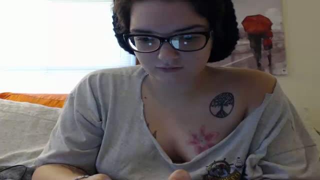 cutiepie9394 recorded [2015/09/19 16:31:07]