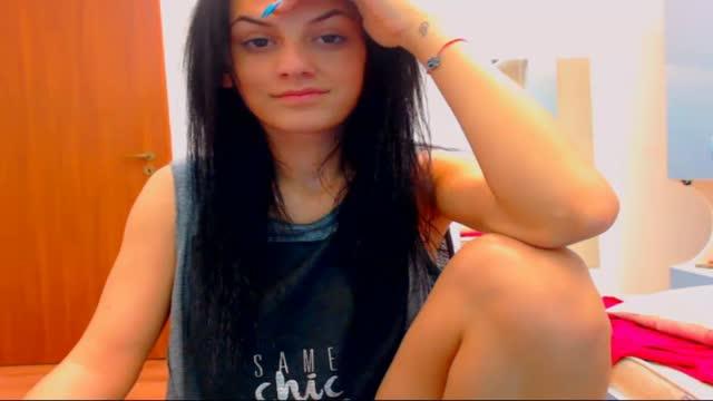 brunettesophie naked [2015/05/15 03:16:17]