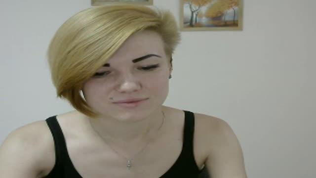 MelodysGirl recorded [2015/10/11 04:30:27]