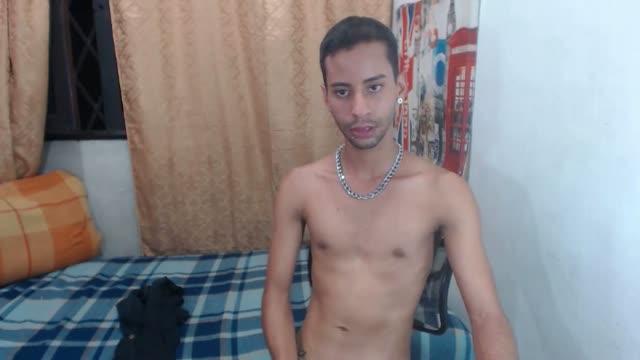 TOMMYxGRANDE naked [2015/09/26 01:01:08]