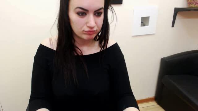 JenniferVinx webcam [2016/04/16 09:46:00]