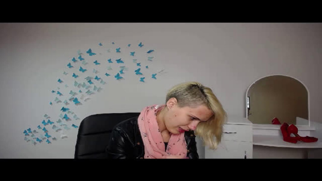 MollieMoor [2018-10-20 05:36:28]
