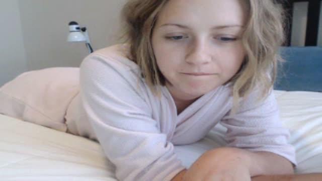 TightestPussy webcam [2015/07/28 21:01:51]