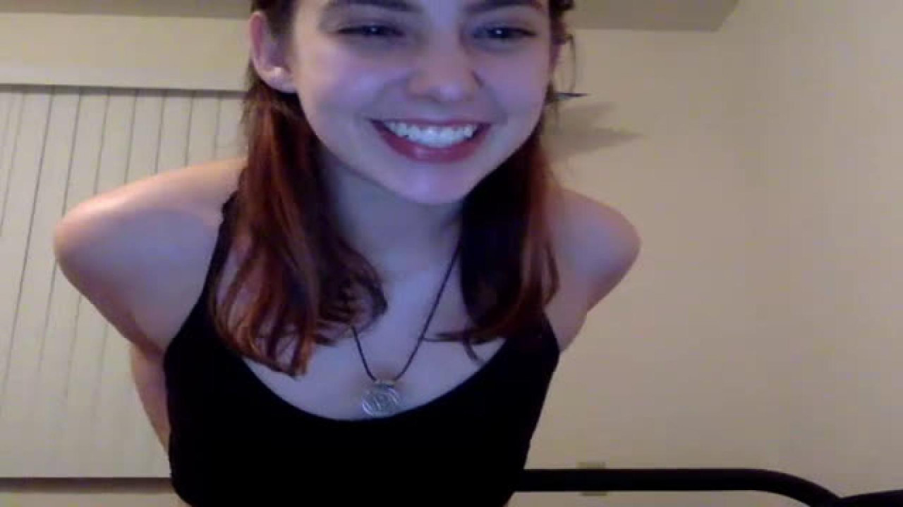 xovalentina intimate record on 2017-05-04 02:50:30 from chaturbate