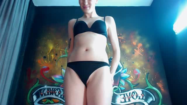 FitnessLady webcam [2016/05/21 03:58:01]