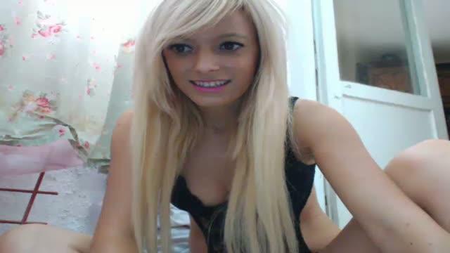 awesomeblondeee recorded [2015/09/26 12:46:07]