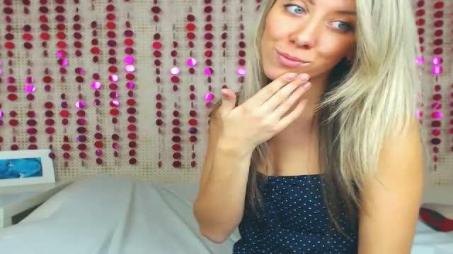 BlondyBabyHot recorded [2015/11/25 05:15:27]