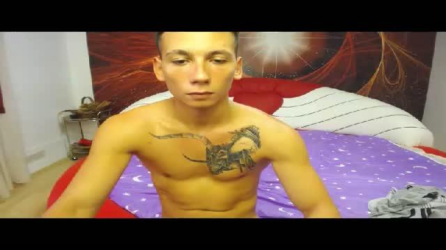 MUSCLEmasterXX nude [2016/08/04 12:40:43]