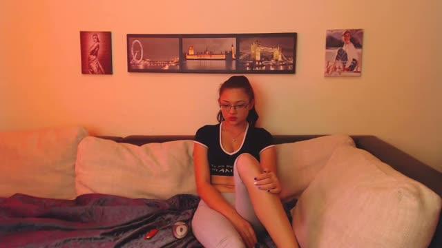 InnaSabrina porno [2015/11/18 11:15:28]